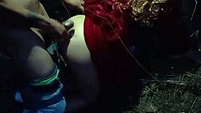 खेत में खोई लड़की की अनजान शख्स से अनपेक्षित मुलाकात