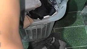 magrinha swallows cum from tattooed muscular guy in rio de janeiro abandoned house