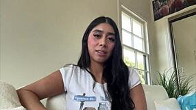 i’m obsessed with violet myers in this backstage scene