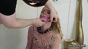 मसालेदार बिल्ली को गांड के पागलखाने में घसीटकर कड़ी ग्रुप गांड चुदाई का इलाज