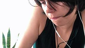 Get some German lessons with a sexy brunette