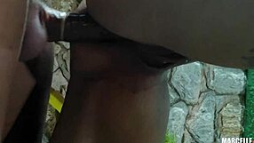 पट्रोआ ने मुझे ओवरटाइम के लिए बुलाया और मैंने उसकी गांड फाड़ दी!