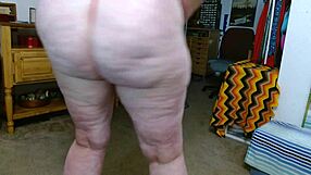 Booty Spreading In Thongs And Gstrings