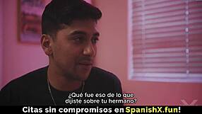 हॉट ब्रुनेट की झांट वाली चूत का स्पैनिश में तड़कता टीज़