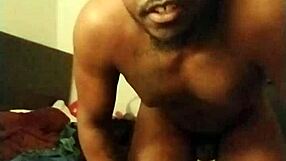 i feel sexy playing with hair during anal spreading?