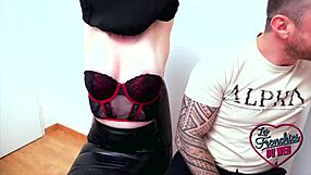 Alva Oletsha Et Stella S'embarquent Dans Un Trio Lesbien Torride