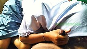 Bokep Indo schoolgirl learns to give outdoor blowjob skills