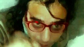 Girlfriend gives deep oral on balcony