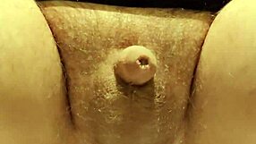 latexi69, enjoy butt plug play in your latex ass?