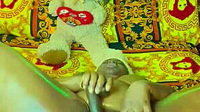 Sundaydogood614 Shows Off Her Shaved Pussy In Homemade Amateur Vid