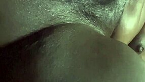 अरे, इस विशाल गांड के साथ कुछ 'मी टाइम' के मूड में हो?