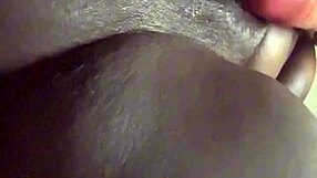 अरे, इस विशाल गांड के साथ कुछ 'मी टाइम' के मूड में हो?