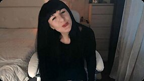 Jessy talking and ass teasing - May 30, 2022