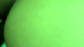 A ella le gusta m�s conmigo.