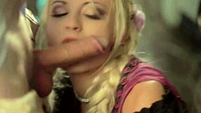 Watch this german blowjob voyeur live with cumshot?