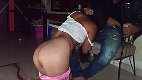 garganta profunda para pagar alquiler, no quería y al final me ahogo con su pene?