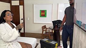 Motel technician fixes TV, gets 23cm surprise