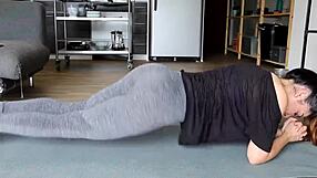 youtubers with big asses show off their curves in a casual video