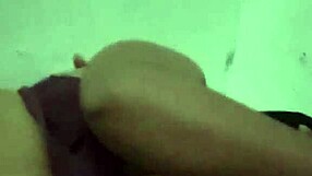 i kiss her asian pussy before big cock creampie