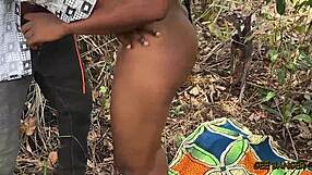 सेक्सी बुश सेक्स टेस?