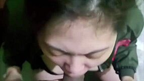 Amateur Wife Loves Sucking Cock in Homemade Clip