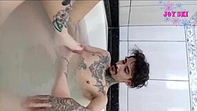 i called fele to fuck my pussy bareback while corno works