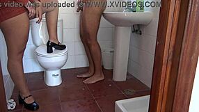 पर्वर्टेड स्टेपमदर ने स्टेपसन से गंदा शो करने की भीख मांगी