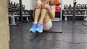 क्या जिम में ग्राइंडिंग उसकी फिट बॉडी के लिए बेस्ट वर्कआउट है?