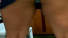 funk coach honey shows panties