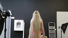 elza kom pink girl with big tits fetish