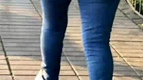 लैटिना नालगोना टाइट जींस में गरम तड़पाती है
