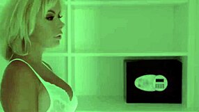 Gold digger stepmom whore gets fucked by young teen in homemade video