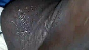 Neighbor gives oral sex during movie night