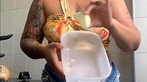 I'm on live and opened my zipper to show how much I want to share