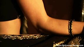 Indian Goddess Teases With Striptease And Body Reveal