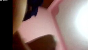 Mi Prima Viene De Visita Y En La Noche Se Sale De Su Cuarto Para Cojerme A Escondidas!