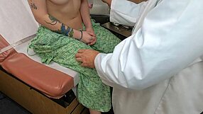 Scarlett Johnson Consults on Big Tits Fetish