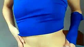 Bonneyuwu - 14 26 Pequeña Puta Se Masturba Con Dildo