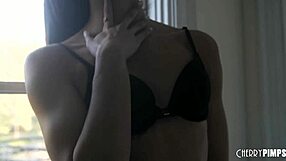 big tits jewelz blu eats alexis tae's trimmed pussy