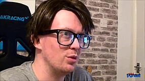 BBW lucy lane sucks cock friendly