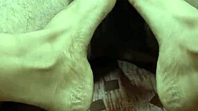 I fucked my south indian wife in saree for creampie