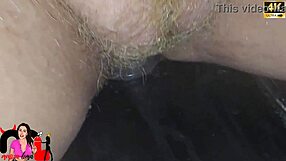 estava tao gostoso no gloryhole que resolvi dar ate o meu cuzinho