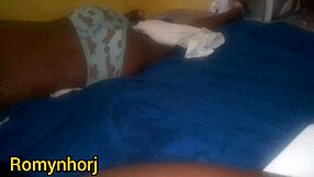 levando uma pirocada de um amigo de madrugada chuvosa no rio de janeiro gozada dentro da mulata video completo no red