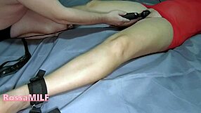 This Housewife MILF Controls Her Multiple Orgasms