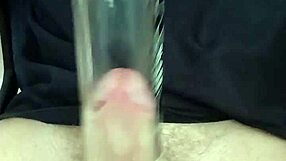 Blonde bodybuilder with blue eyes gets fucked hard by muscular guy