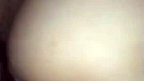 Big Ass Honduran Girl Shows Off Her Culona