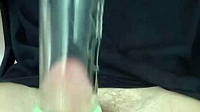 Blonde bodybuilder with blue eyes gets fucked hard by muscular guy