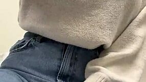 got a quick orgasm in doctor's office
