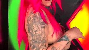 Curvy beauty shows off her sexy body and big tits at party 😍