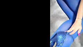 milf with perfect body in pantyhose and heels